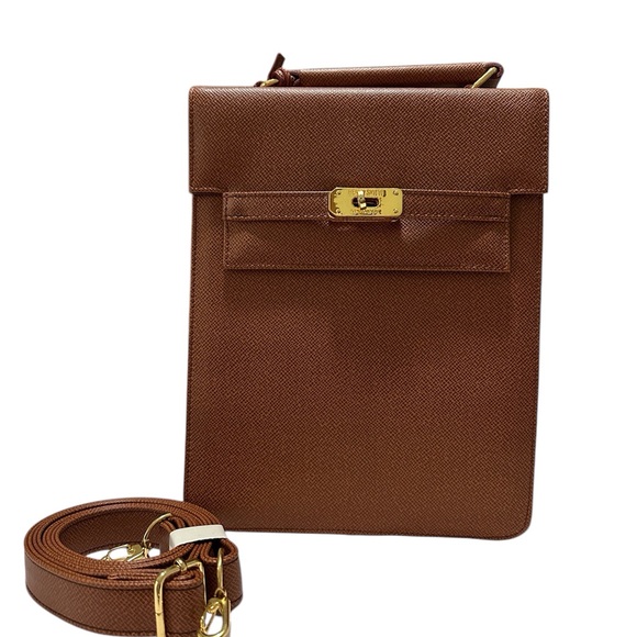 Other - Elegant Brown Leather Men's Bag